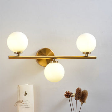 Applique murale orbe 3 têtes Lumière chaude Personnalisée créative Protection des yeux contre la lumière douce Applique de couloir